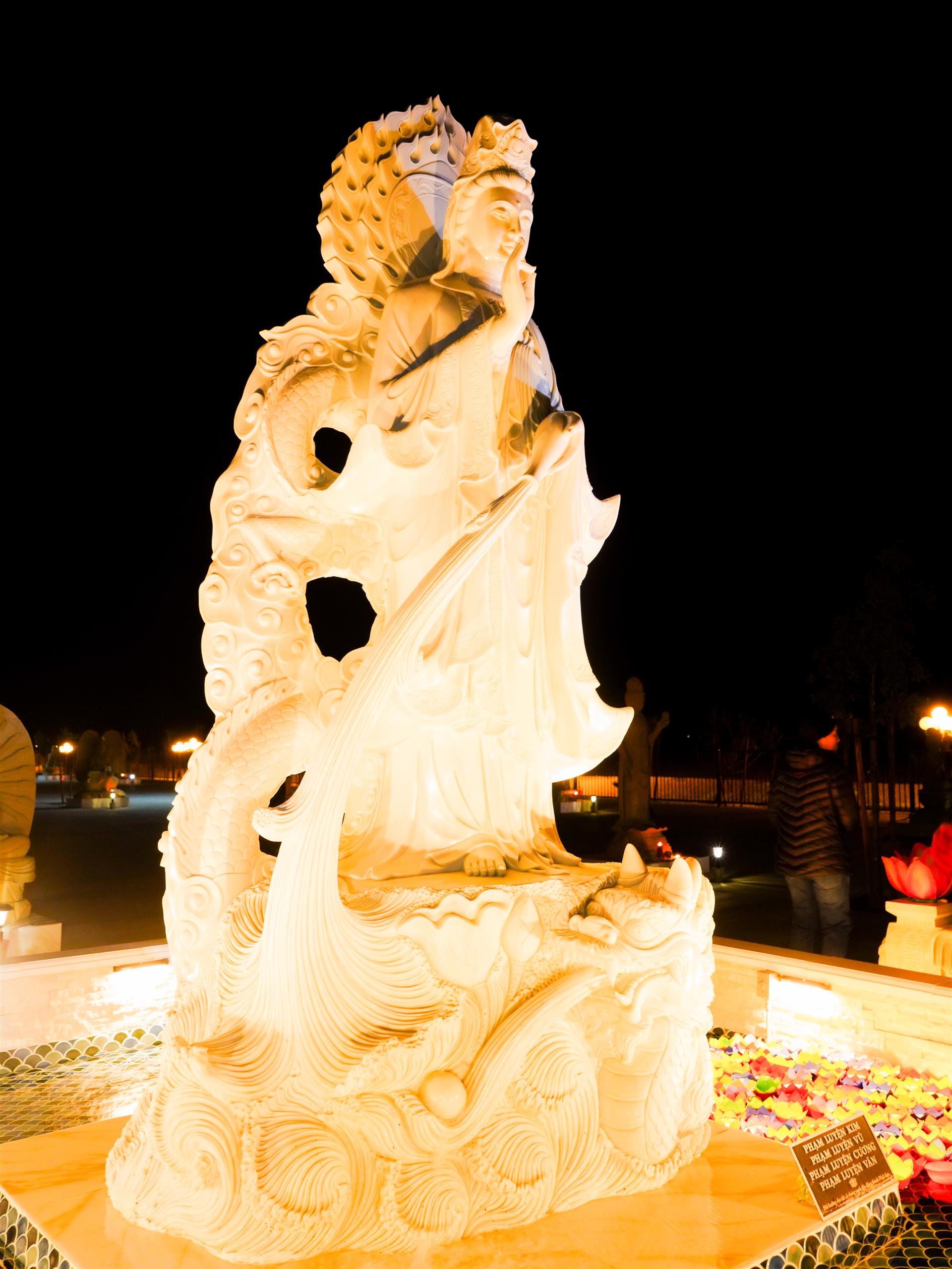 Đêm Hoa Đăng – 068